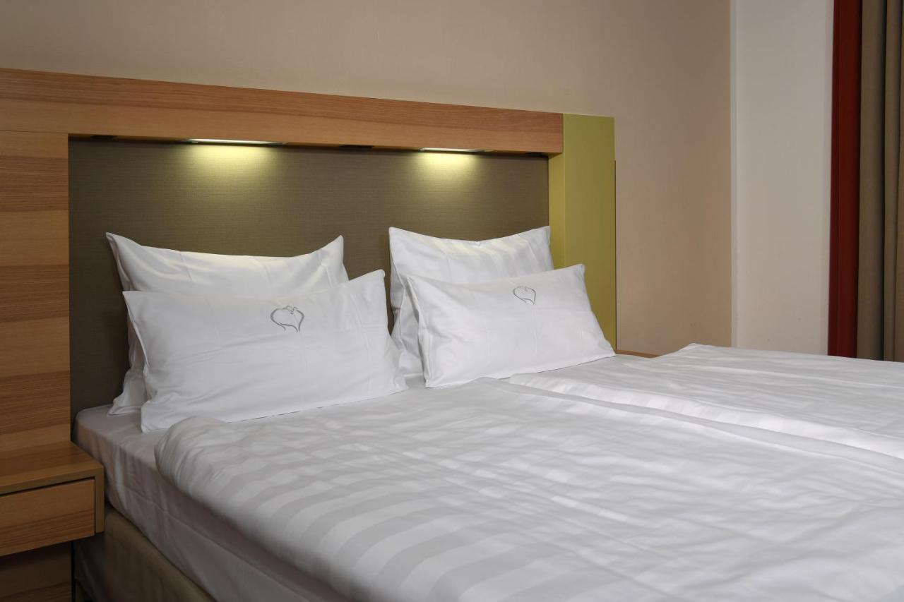 Landhotel Schnuck Schneverdingen Ngoại thất bức ảnh